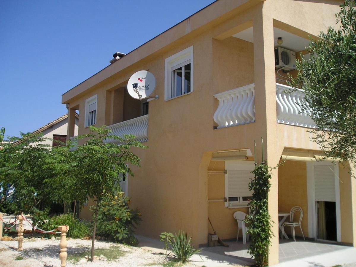 Apartment Vir 13686B 外观 照片